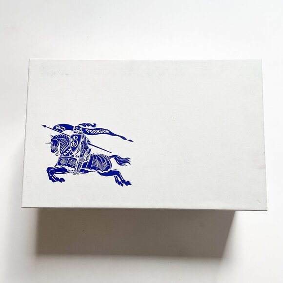 Burberry Men’s Shield Leather Loafer Soap Size EU 40 NEW IN BOX - Picture 4 of 11